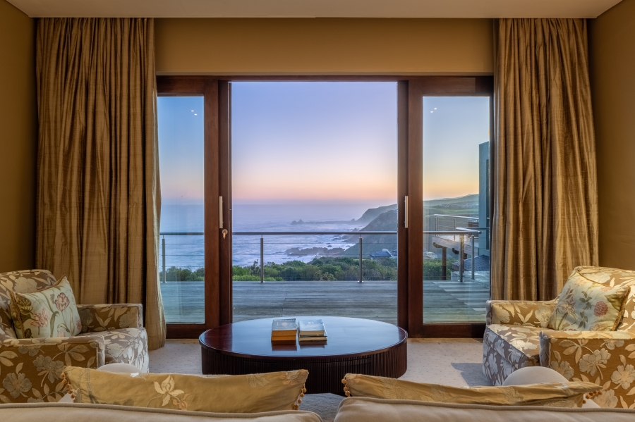 6 Bedroom Property for Sale in Pezula Private Estate Western Cape